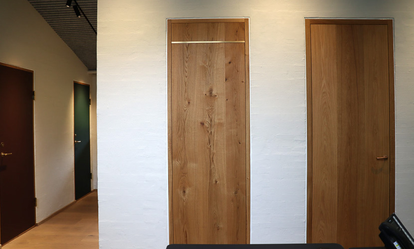showroom3-2 Egetræsdør glas