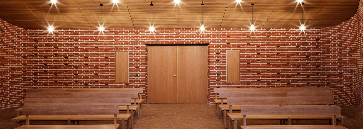 Odder Chapel oak double door