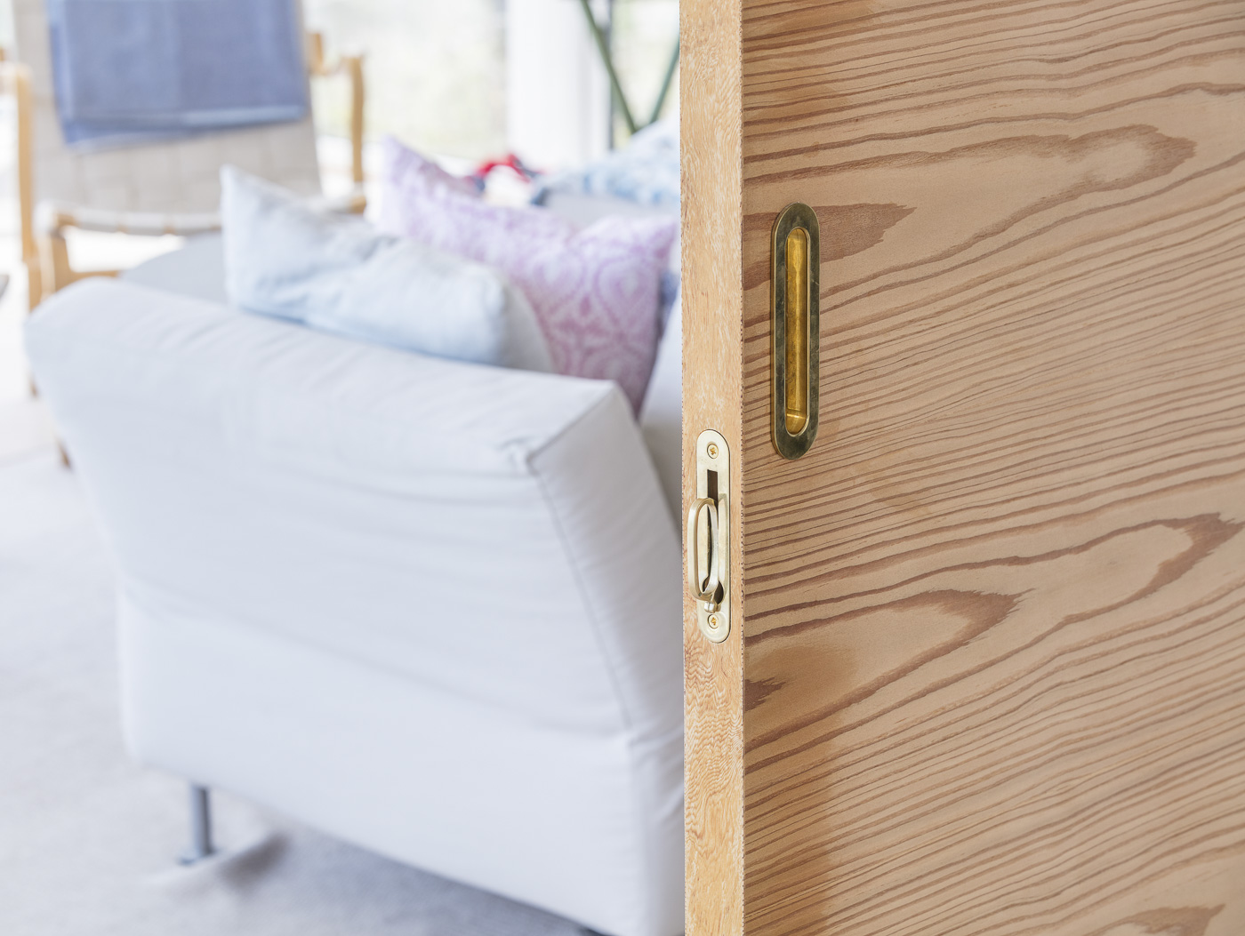 Vahle døre i egetræ som glatte døre, skydedøre og pinoldøre